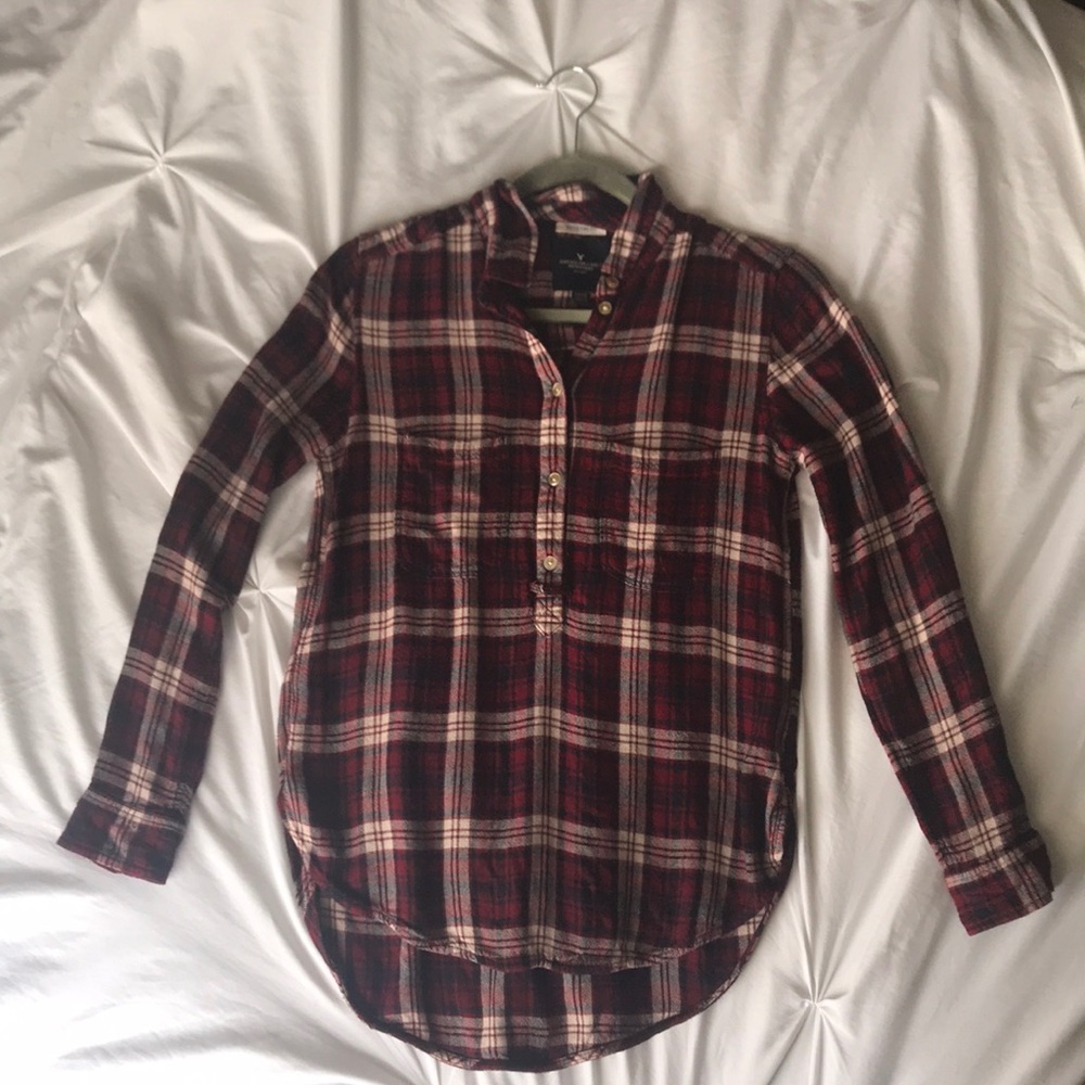 American Eagle Plaid button up
